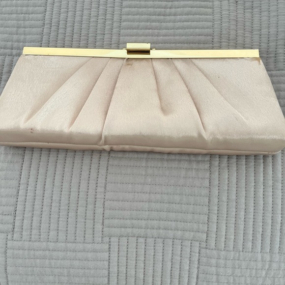 Jessica McClintock Handbags - Beige satin evening bag